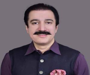  آزاد کشمیر کے نومنتخب وزیراعظم فیصل ممتاز راٹھور نے کہا ہے کہ سیاسی قیادت کمزور ہوچکی ہے جو ہمارے لیے ایک بڑا چیلنج ہے