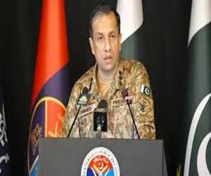 ڈی جی آئی ایس پی آر نے قائداعظم یونیورسٹی اسلام آباد کا دورہ کیا 