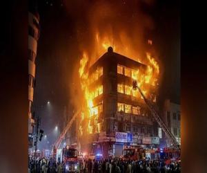 سندھ حکومت کا سانحہ گل پلازہ پر جوڈیشل کمیشن قائم کرنے کا امکان۔