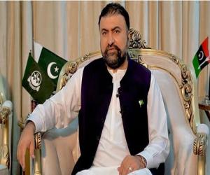  وزیر اعلیٰ بلوچستان سرفراز بگٹی نے 31 جنوری کو شہید پولیس افسران، اہلکار اور شہری کے گھروں کا دورہ کیا اور لواحقین سے اظہار تعزیت و یکجہتی کی۔