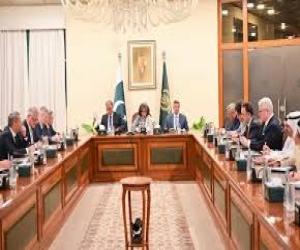 پاکستان کے سفارتی روابط اور خطے کی صورتحال پر دفترِ خارجہ کی بریفنگ