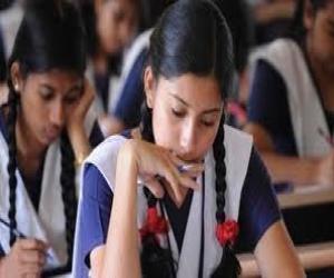 سندھ میں نئے تعلیمی سا ل سے ہندو طلبہ کو پڑھانے کےلئے تین مذہبی کتابیں  نصاب میں  شامل کردی گئی